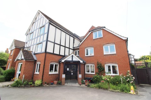 View Full Details for Priory Avenue, Caversham, Reading