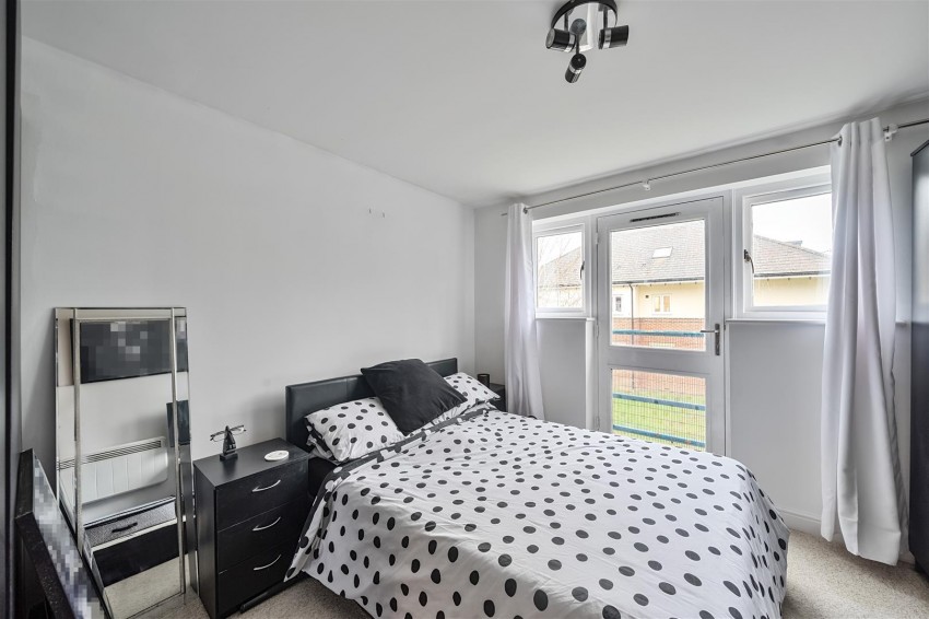 Images for Marshland Square, Emmer Green, Reading