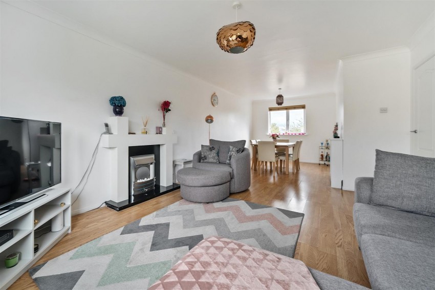 Images for Old Bath Road, Calcot, Reading