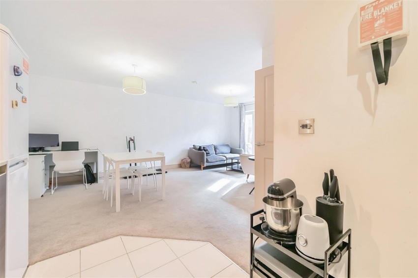 Images for Cassini House, North Street, Caversham, Reading