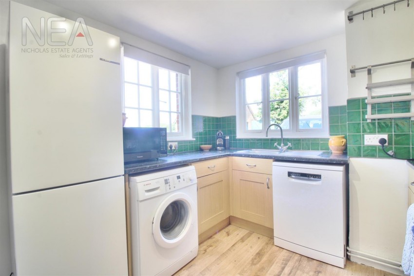 Images for Well House Lane, Frilsham, Thatcham