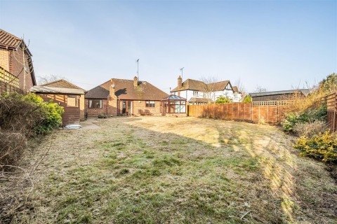 View Full Details for Eric Avenue, Emmer Green, Reading