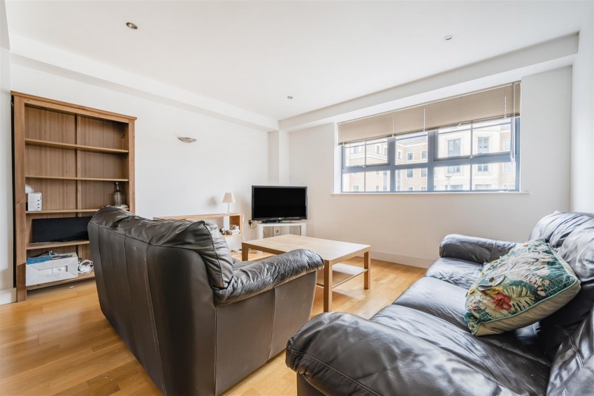 Images for St James Wharf, Forbury Road, Reading