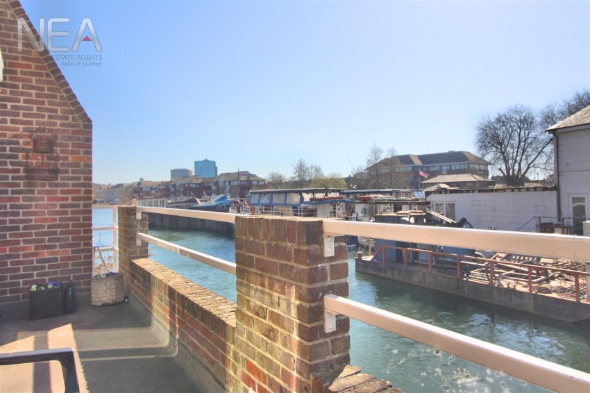 Images for Riverside Court, Caversham, Reading