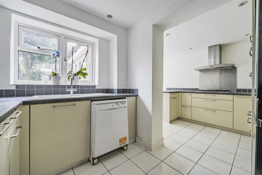 Images for Hemdean Road, Caversham, Reading
