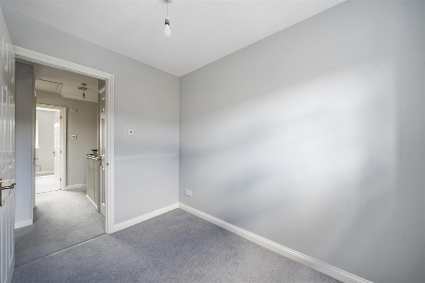 Images for Elliotts Way, Caversham, Reading