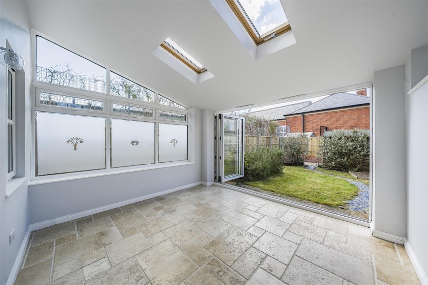 Images for Elliotts Way, Caversham, Reading