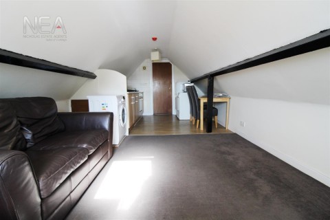 View Full Details for St. Annes Road, Caversham, Reading