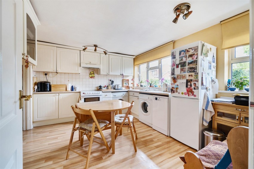 Images for Donegal Close, Caversham, Reading