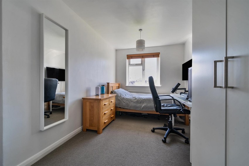 Images for Langford Close, Emmer Green, Reading