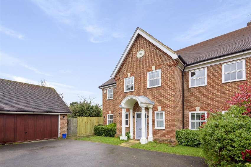 Images for Copperfields, Caversham Heights, Reading