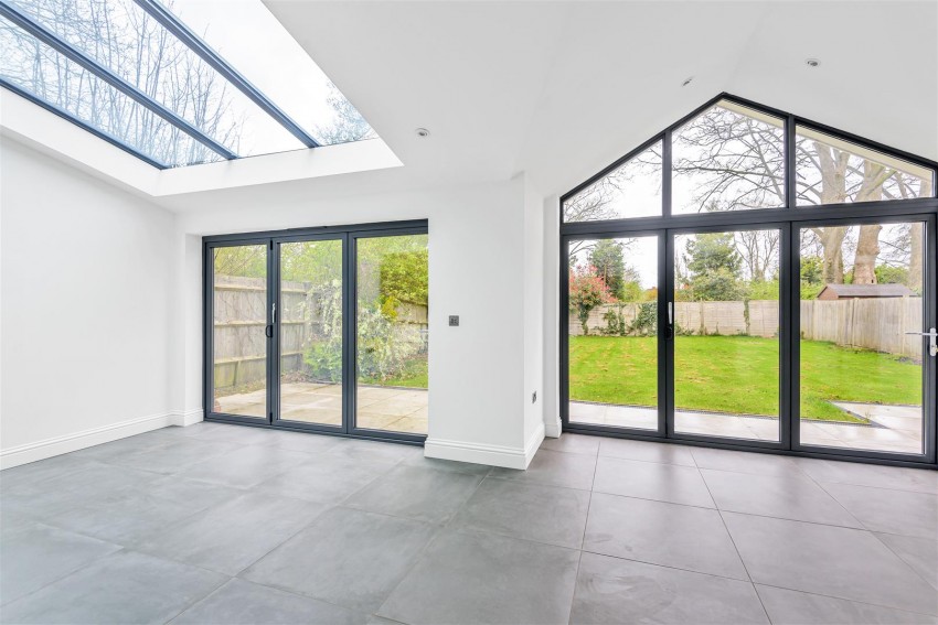 Images for Copperfields, Caversham Heights, Reading