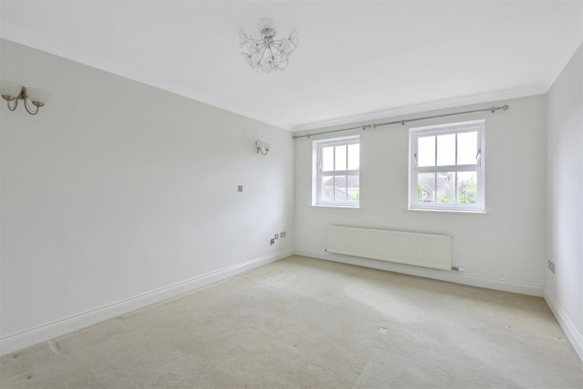 Images for Copperfields, Caversham Heights, Reading