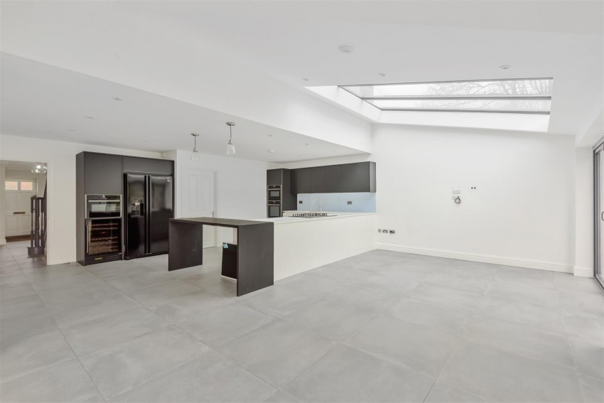 Images for Copperfields, Caversham Heights, Reading