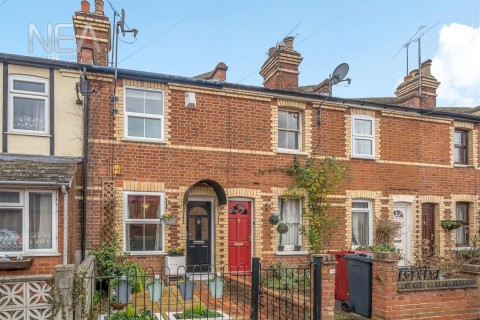 View Full Details for Tuns Hill Cottages, Earley, Reading