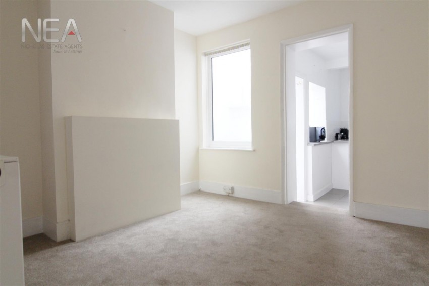 Images for Tuns Hill Cottages, Earley, Reading