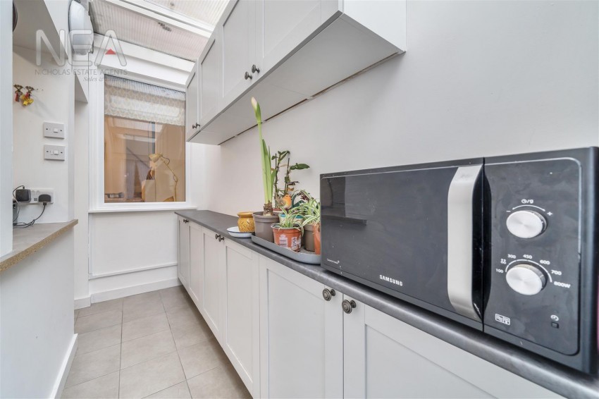 Images for Tuns Hill Cottages, Earley, Reading