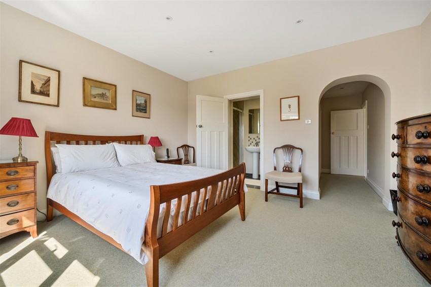 Images for Upper Woodcote Road, Caversham, Reading