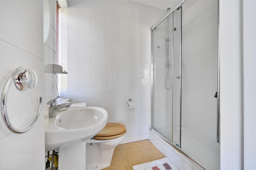 Images for Upper Woodcote Road, Caversham, Reading