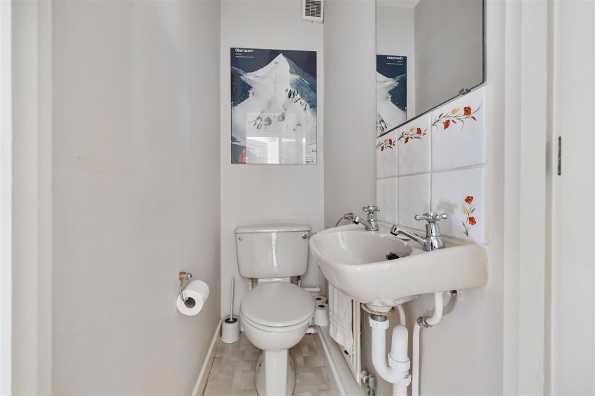 Images for Upper Woodcote Road, Caversham, Reading