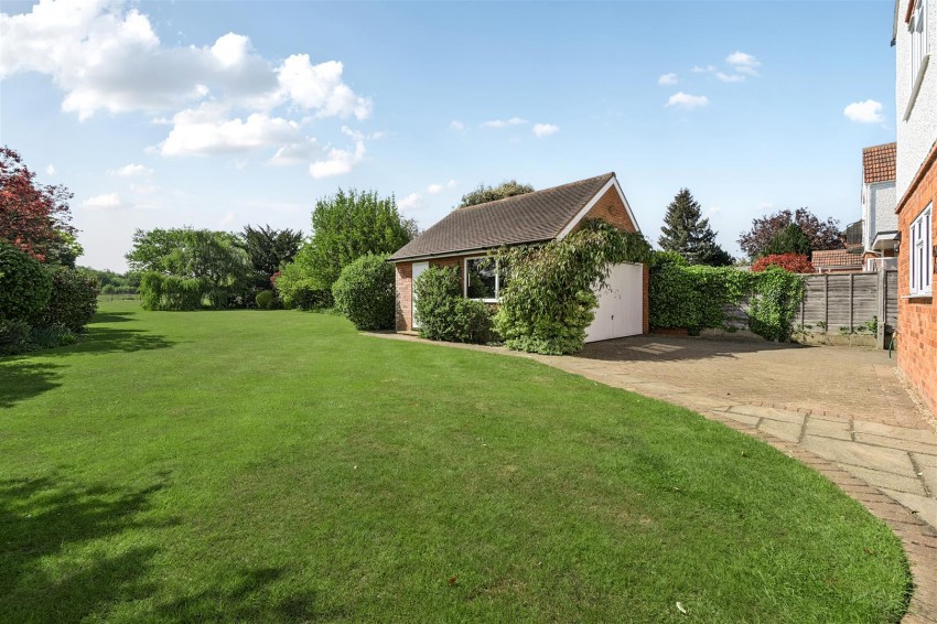 Images for Upper Woodcote Road, Caversham, Reading