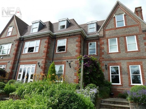 View Full Details for Treetops, Caversham, Reading