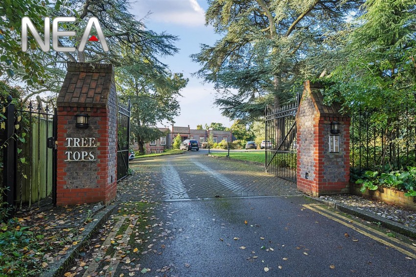 Images for Treetops, Caversham, Reading
