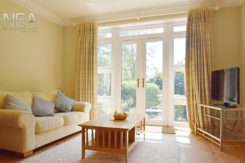 Images for Treetops, Caversham, Reading