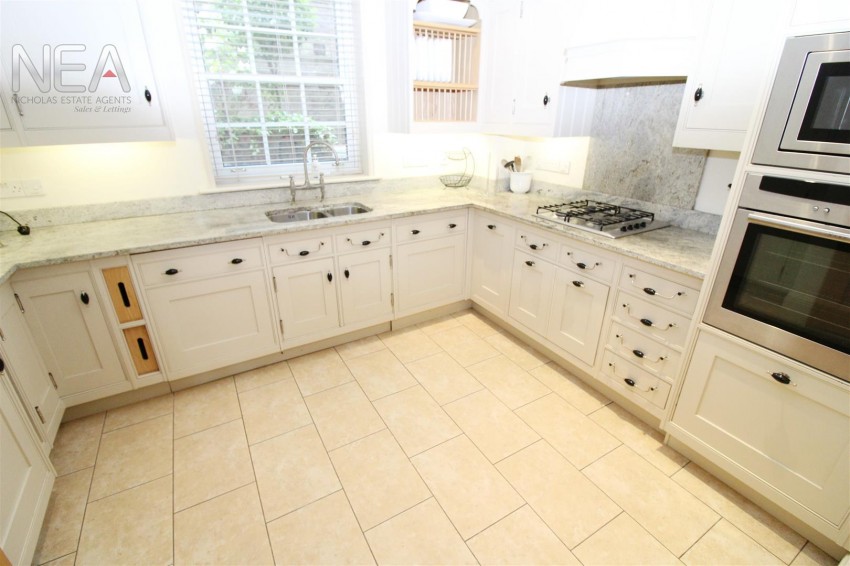 Images for Treetops, Caversham, Reading