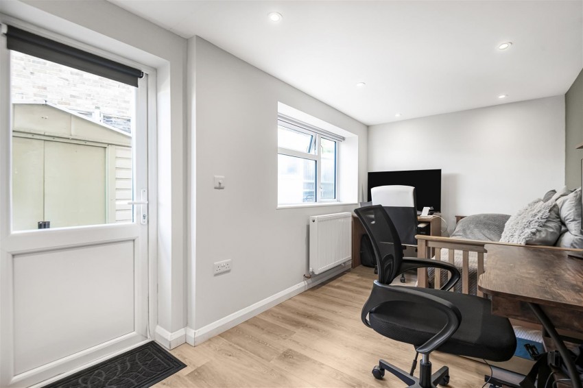 Images for Grove Hill, Emmer Green, Reading