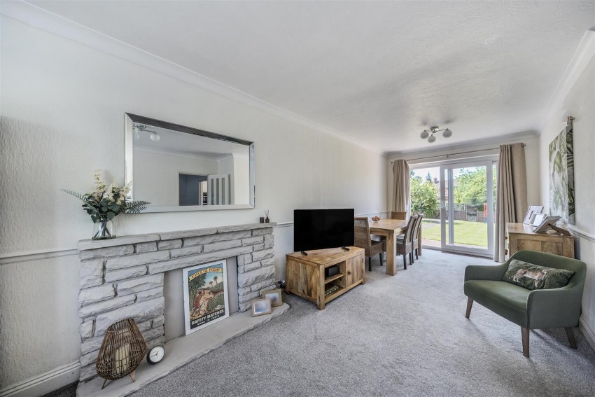 Images for Buckingham Drive, Emmer Green, Reading