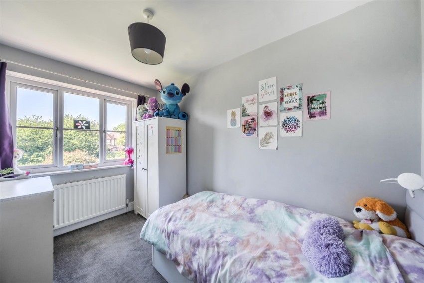Images for Buckingham Drive, Emmer Green, Reading