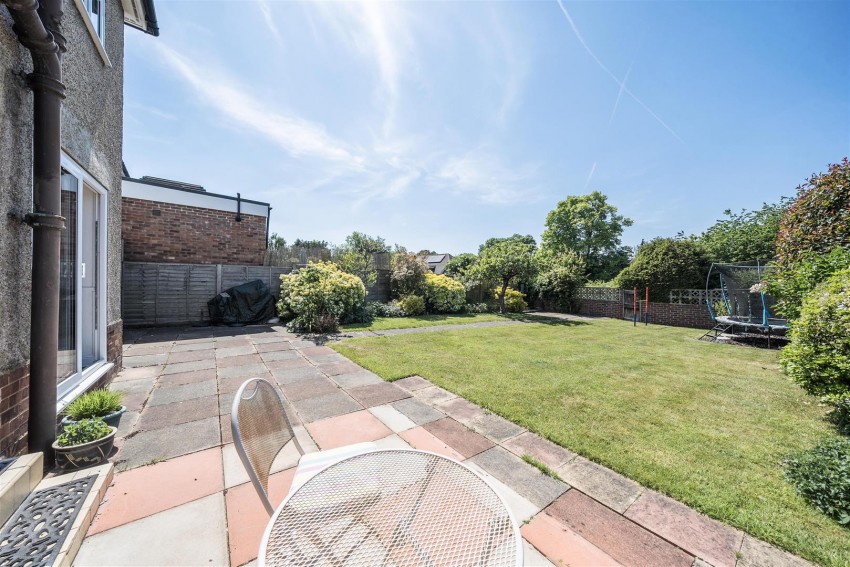 Images for Buckingham Drive, Emmer Green, Reading