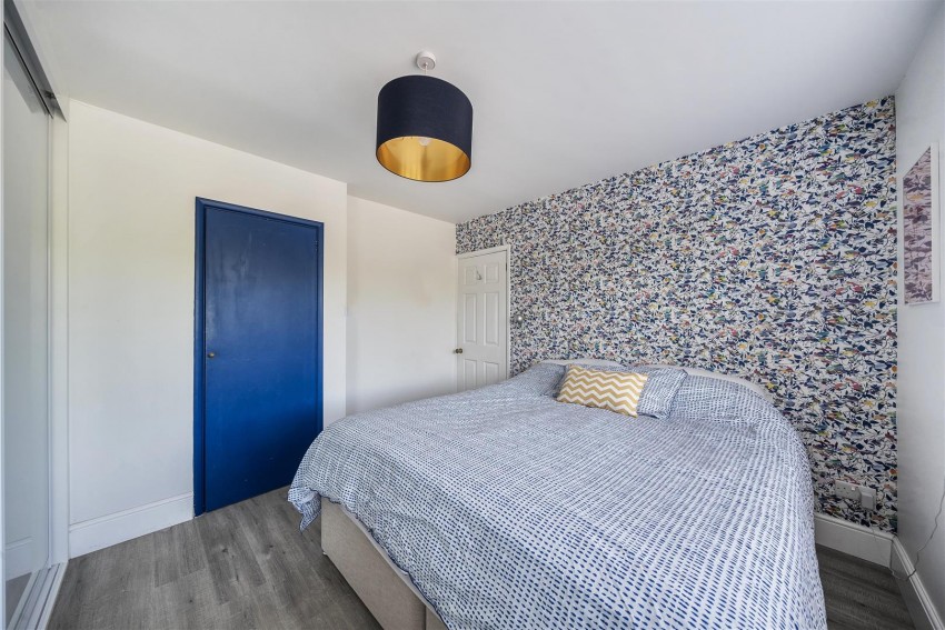 Images for Buckingham Drive, Emmer Green, Reading