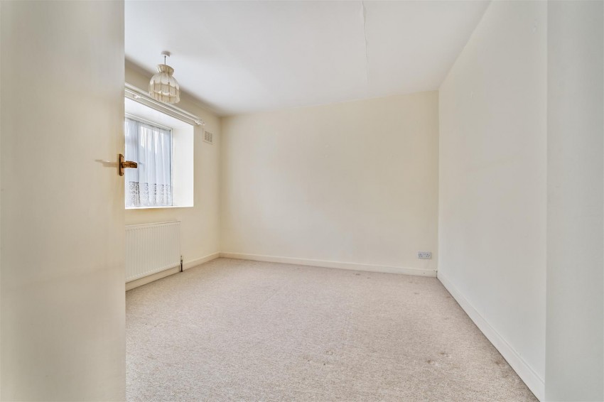 Images for Rotherfield Way, Emmer Green, Reading