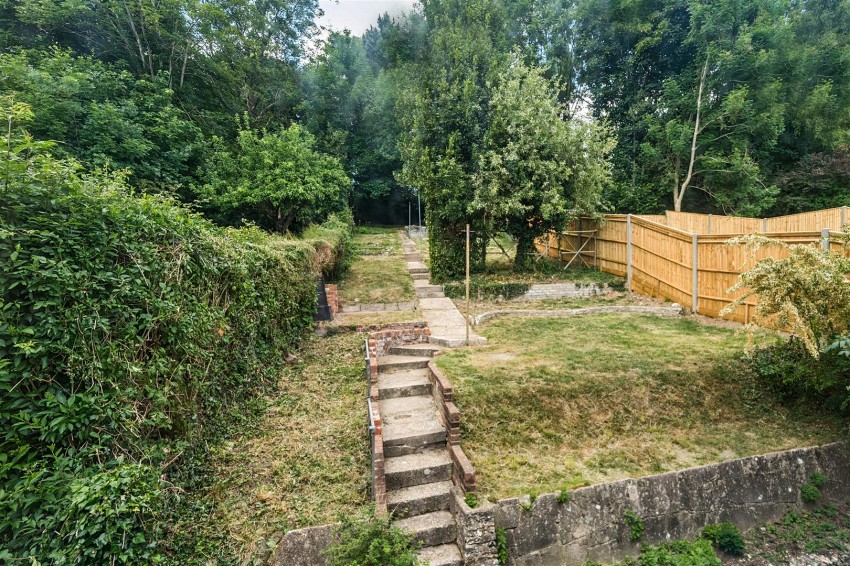 Images for Rotherfield Way, Emmer Green, Reading