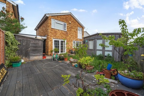 View Full Details for Redberry Close, Caversham, Reading