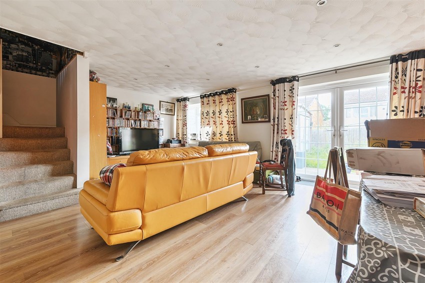 Images for Redberry Close, Caversham, Reading