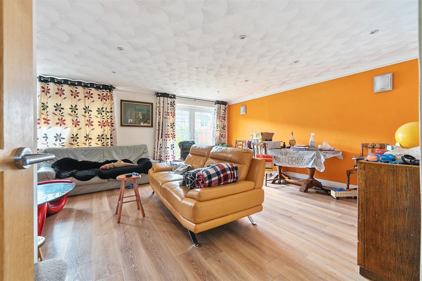 Images for Redberry Close, Caversham, Reading