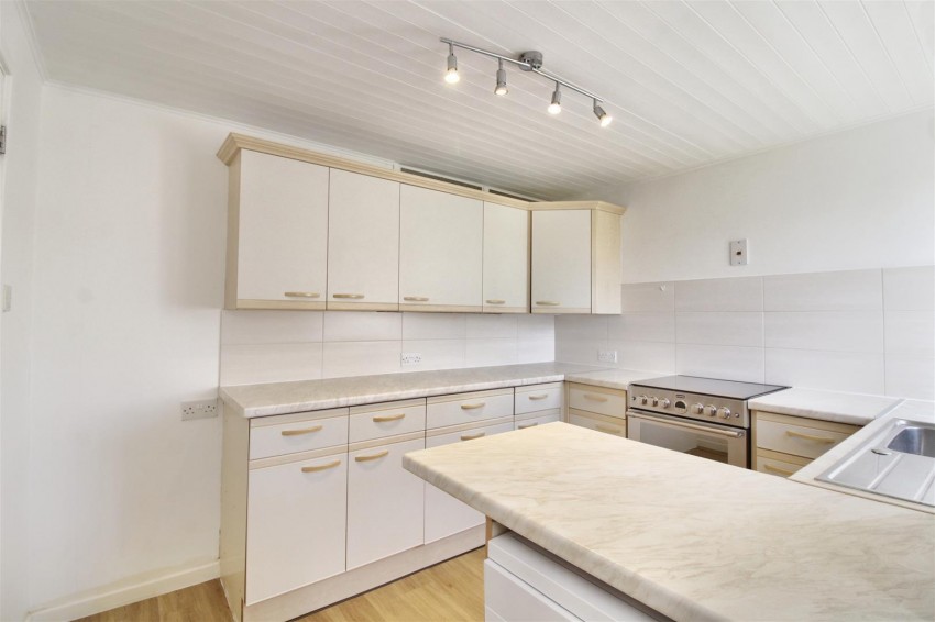 Images for Holyrood Close, Caversham, Reading