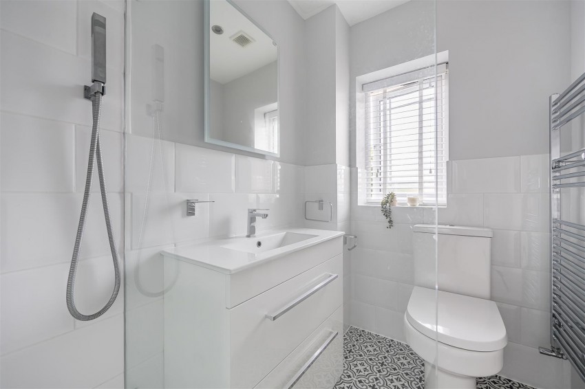 Images for Hunters Chase, Caversham, Reading