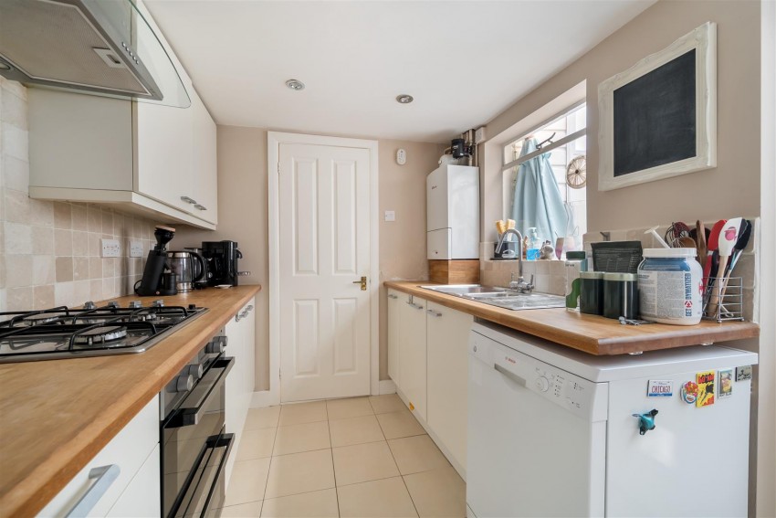 Images for Gosbrook Road, Caversham, Reading