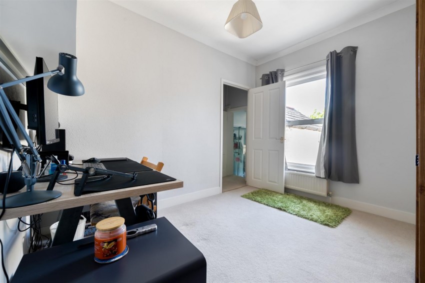 Images for Gosbrook Road, Caversham, Reading