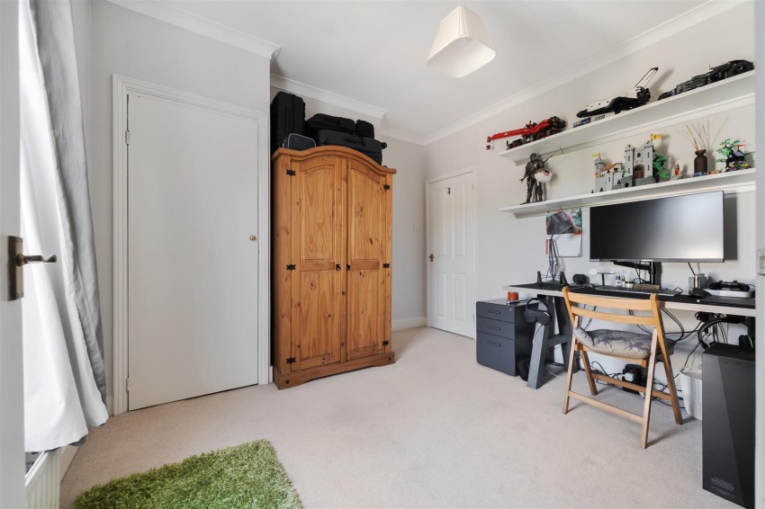 Images for Gosbrook Road, Caversham, Reading