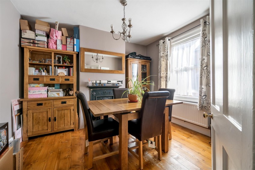 Images for Gosbrook Road, Caversham, Reading