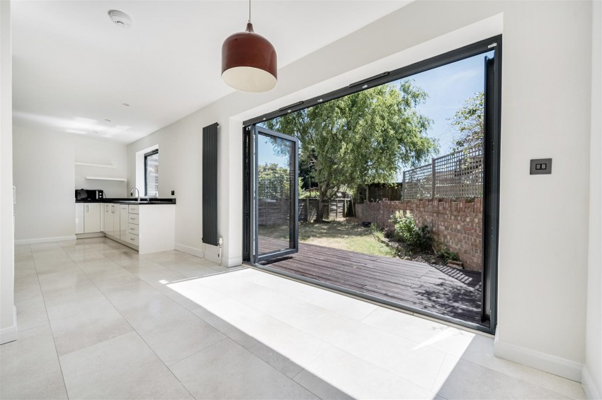 Images for Mayfield Drive, Caversham, Reading