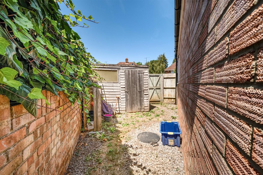 Images for Mayfield Drive, Caversham, Reading