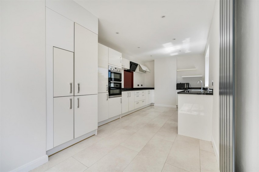 Images for Mayfield Drive, Caversham, Reading