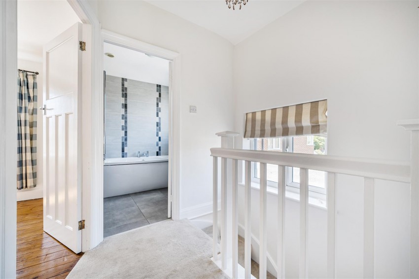Images for Mayfield Drive, Caversham, Reading