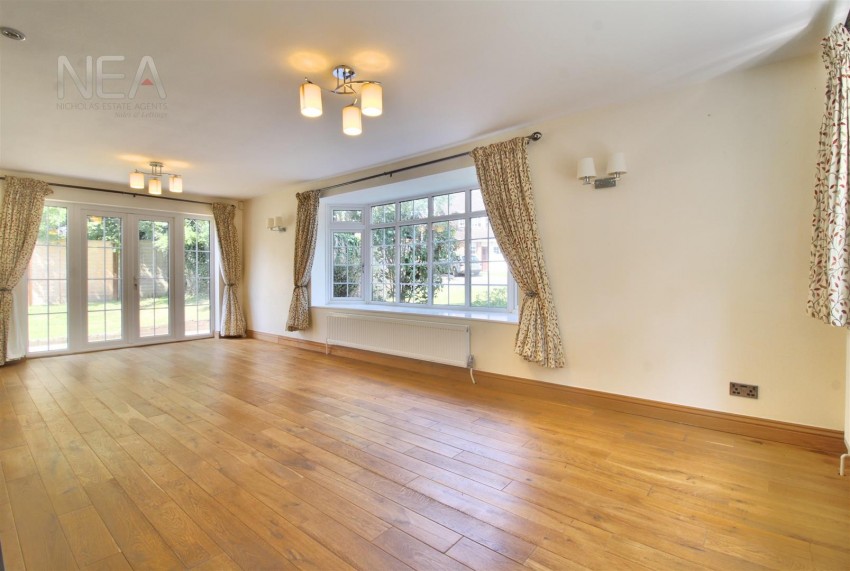 Images for Yarnton Close, Emmer Green, Reading